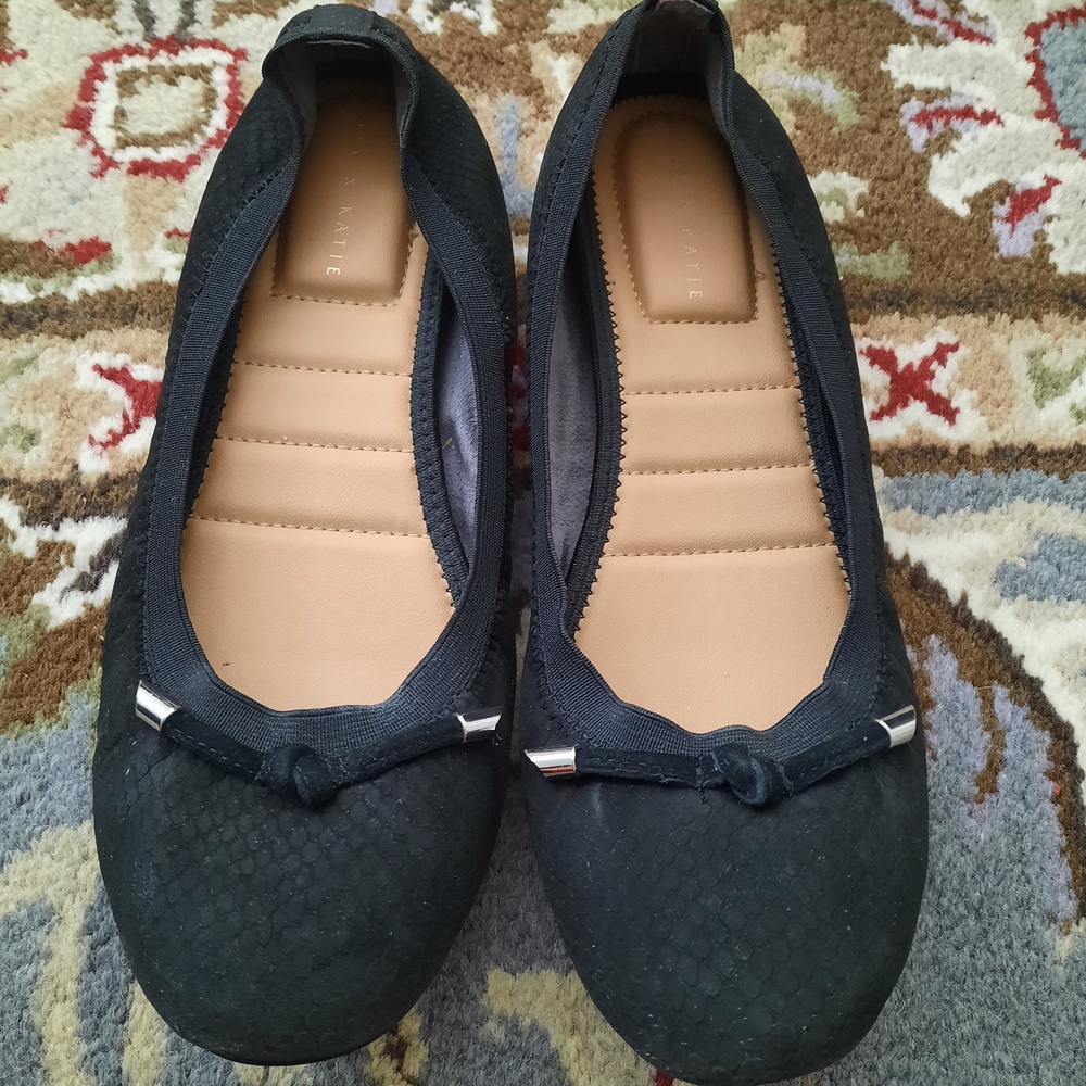 Kelly & Katie Black Flats